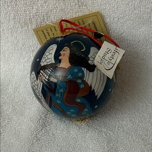 Lifestyle Studio 2.5” round ornament Angels with Instruments